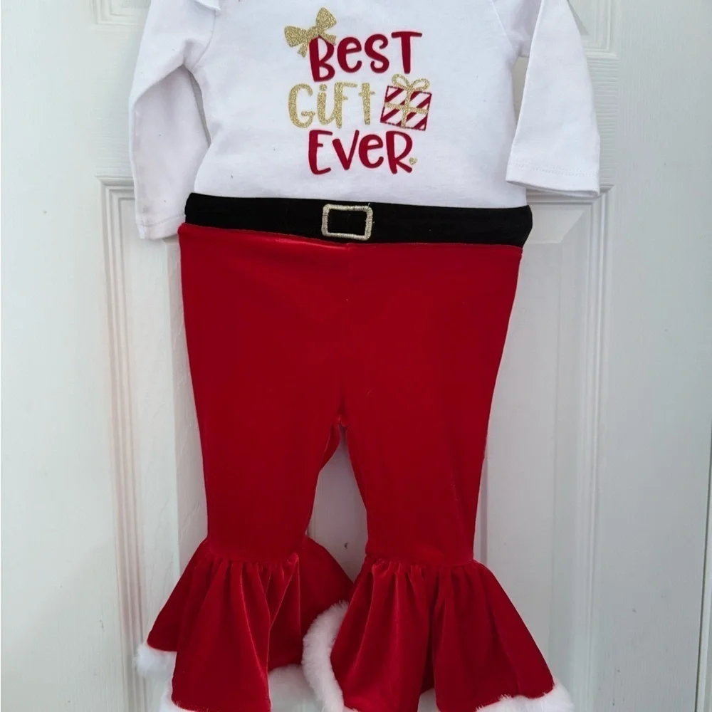 Best Gift Ever Christmas Outfit